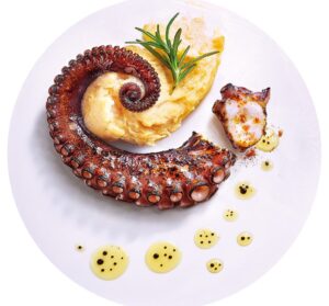 0000 pata de pulpo plancha con pure de patata ahumado photoroom